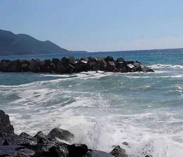 11082017 mare agitato