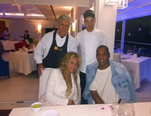 11092015 Beyonce art campania