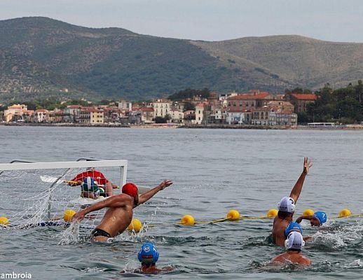 11092015 pallanuoto cilento costa blu