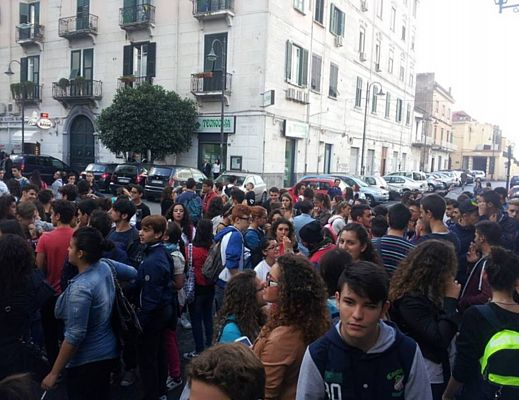 11102013 corteo studenti salerno