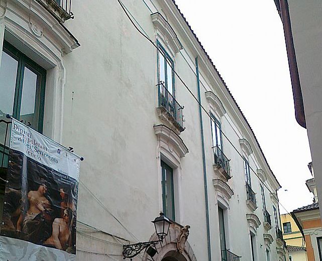 11102014 Palazzo pinto a salerno