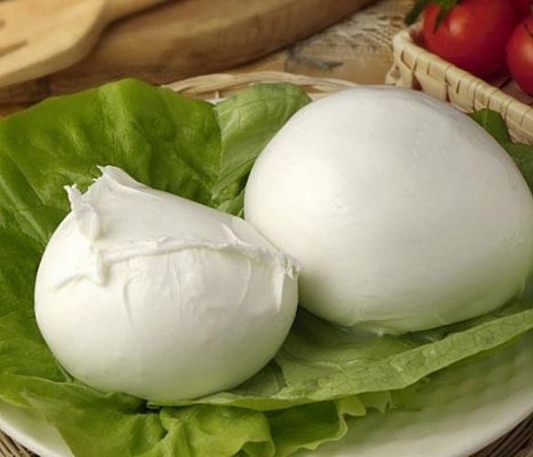 11102017 mozzarella di bufala Dop
