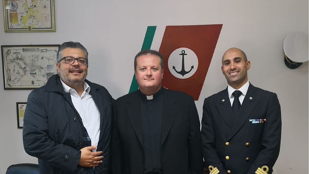 11102018 Cappellano guardia costiera