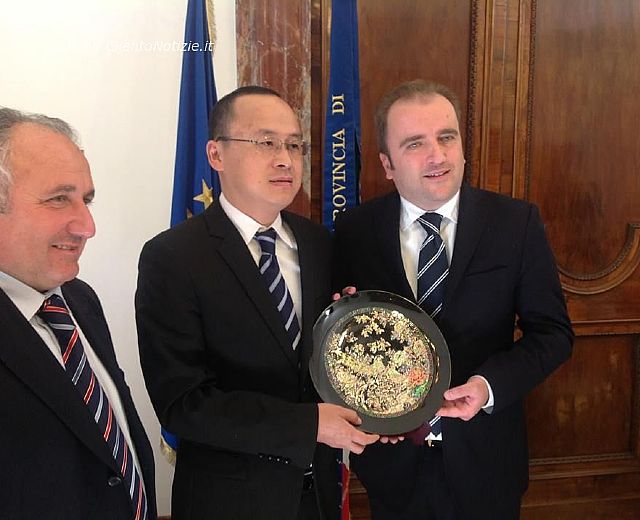 11122013 iannone e ambasciatore cinese