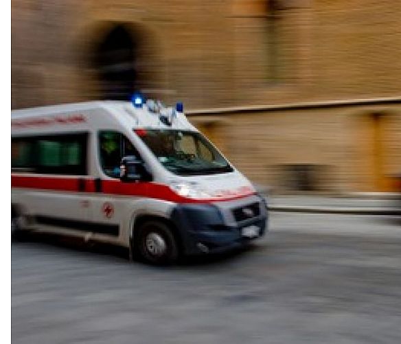 12012018 ambulanza corsa