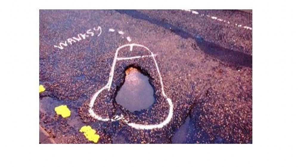 12012018 buca strada rotta 12012018 buca strada rotta