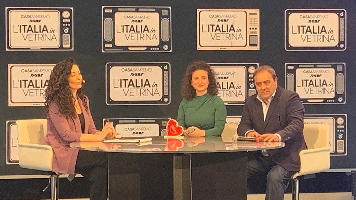 12022025 italiainvetrinabussento