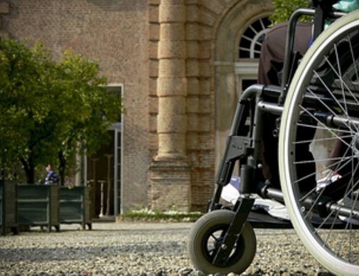 12032013 fondi per la sla