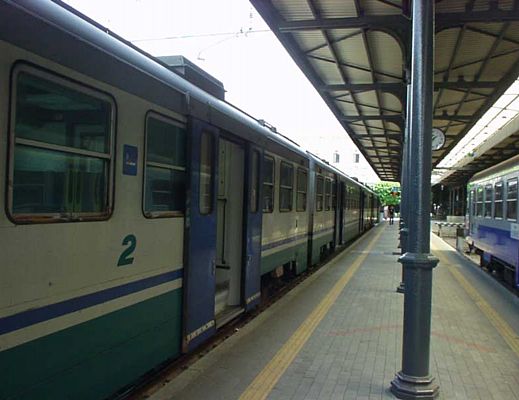 12032015 treno in stazione