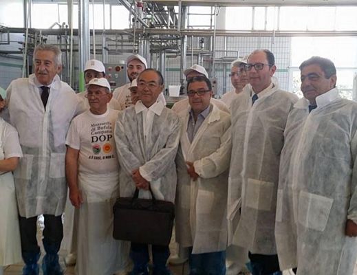 12062015 visita giapponesi a capaccio