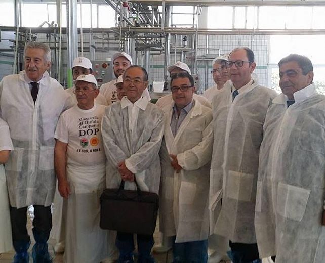 12062015 visita giapponesi a capaccio