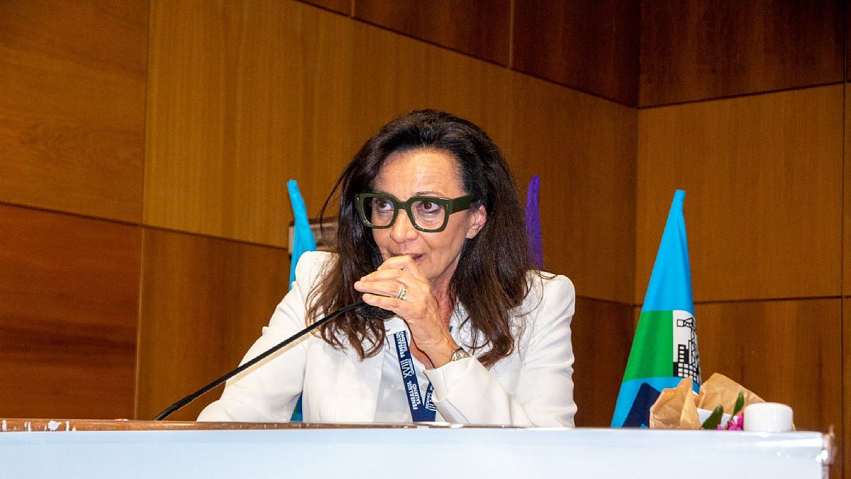 12062025 patriziaspinelli fenealuilsalerno 12062025 patriziaspinelli fenealuilsalerno