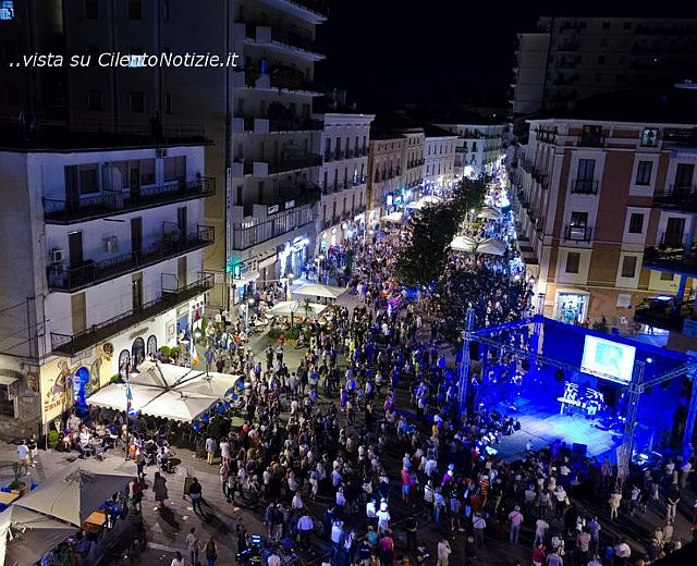 12072014 notte blu agropoli