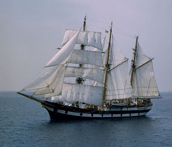 12072018 nave palinuro