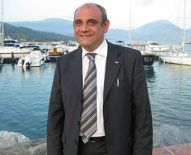 12082015 giovanni fortunato porto policastro