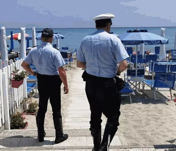 12082023 controlli spiagge sicure