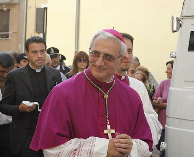 12102013 vescovo ciro miniero