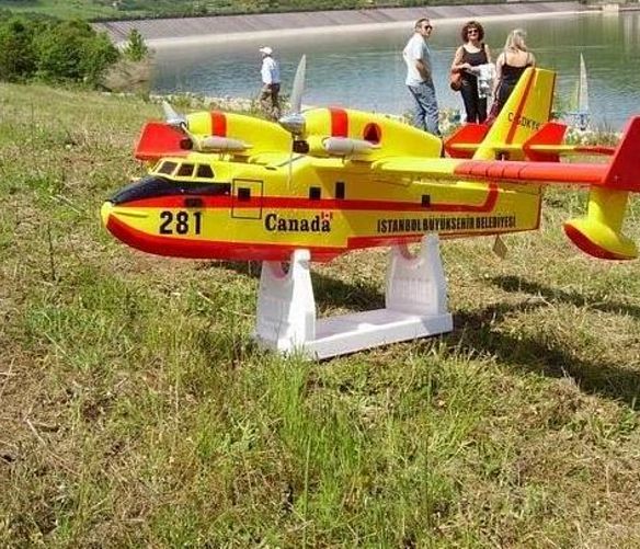 12102017 canadair modellismo