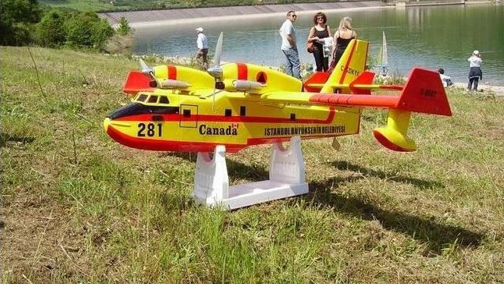 12102017 canadair modellismo