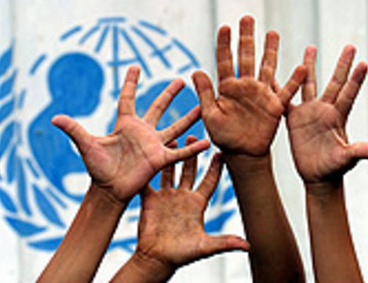 Giuseppe-Lembo foto - 12112014 mani unicef