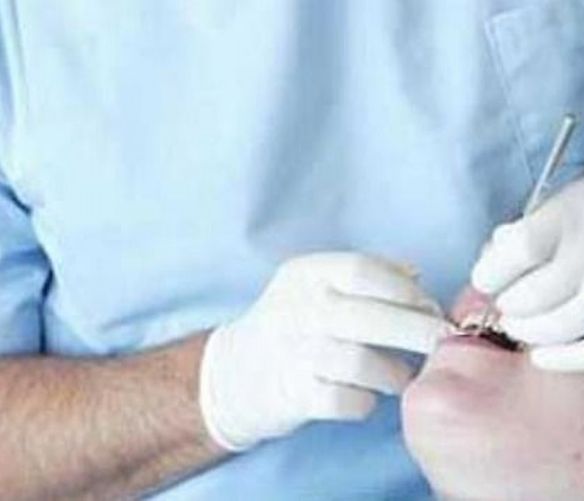 12112019 dentista abusivo