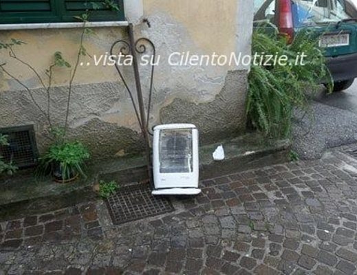 Paolo-Abbate foto - 13022013 rifiuti elettrodomestici