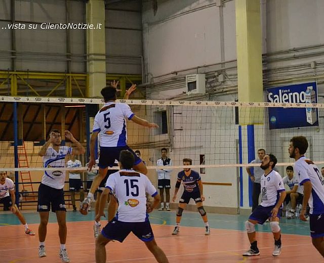 13022015 indomita salerno maschile