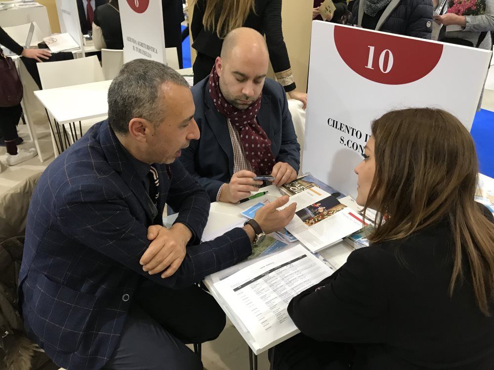 buyers per paestum alla bit di milano