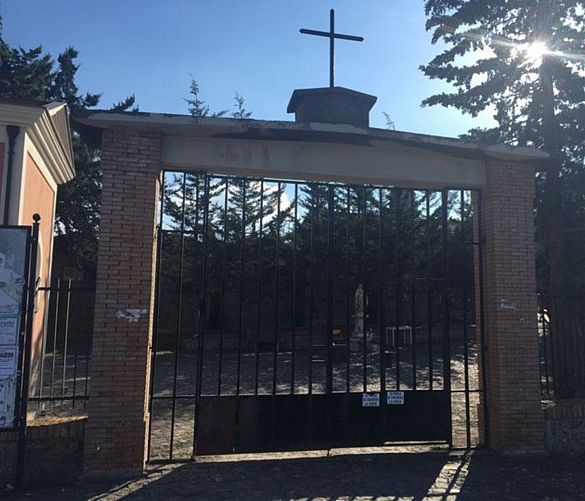 Marisa-Russo foto - 13032024 sanita cancelli chiusi