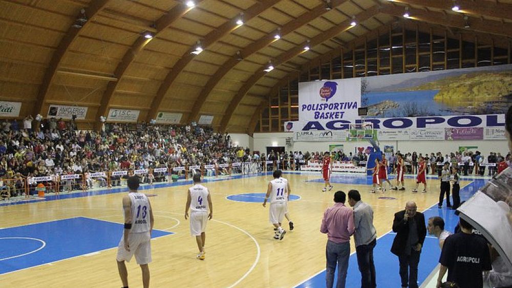 13042016 palazzetto sport agropoli