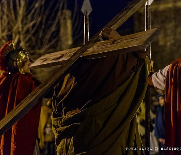 13042017 via crucis torchiara foto 1