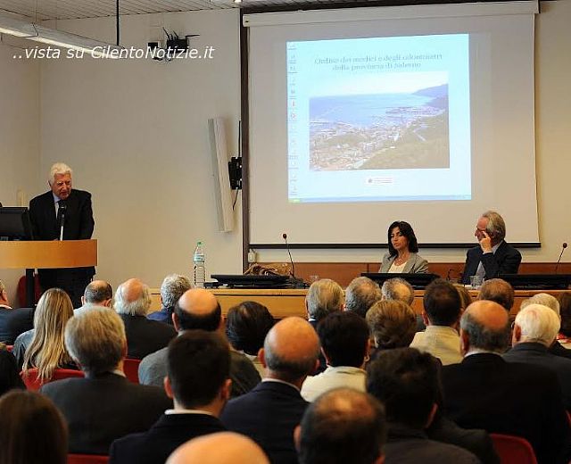 13052014 consegna medaglie medici