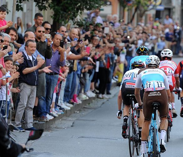 13052018 giro d italia salerno