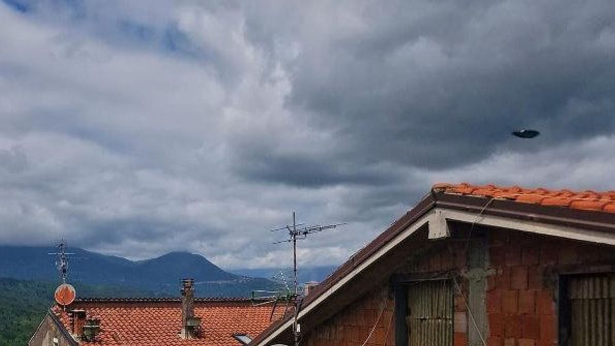 13052024 foto ufo salerno celle di bulgheria 13052024 foto ufo salerno celle di bulgheria