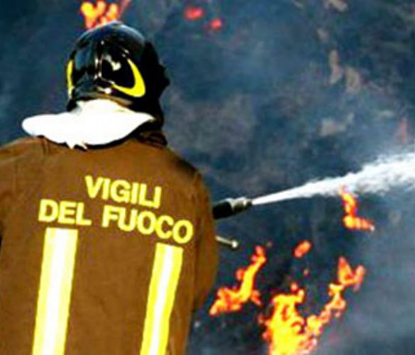13062017 Incendio Vigili del Fuoco