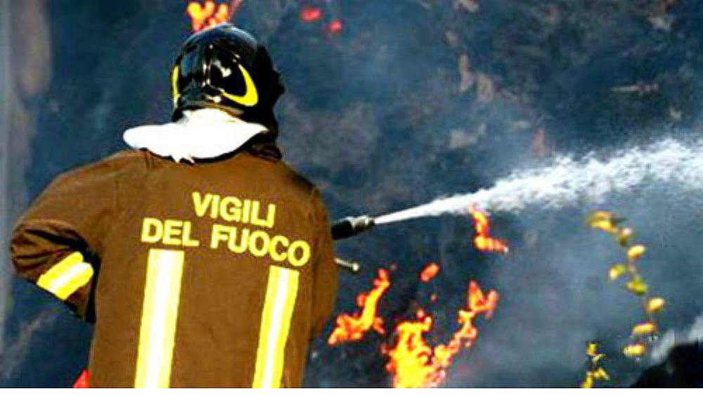 13062017 Incendio Vigili del Fuoco