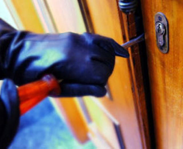 13072013 furto scasso