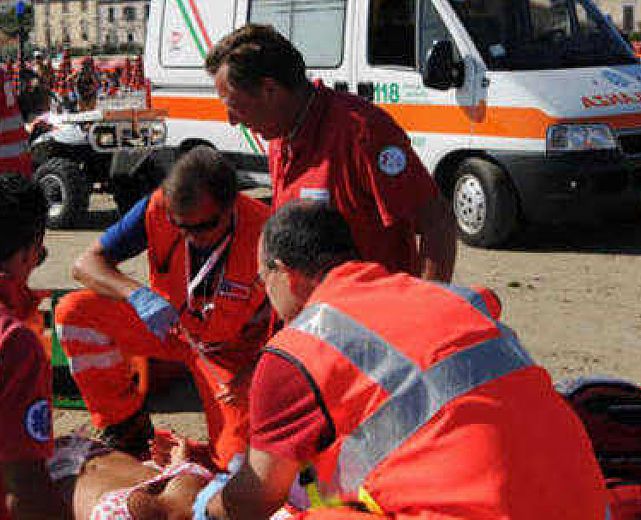 13072015 soccorsi in spiaggia