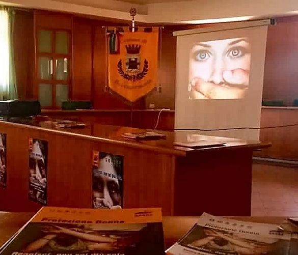 13072016 incontro protezione donna