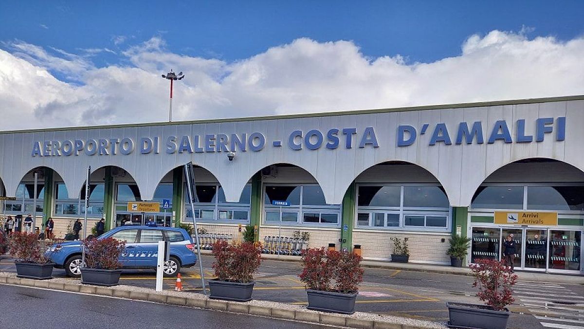 13072025 aeroporto di salerno cilento nuova foto 13072025 aeroporto di salerno cilento nuova foto