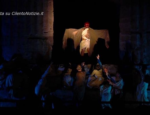 13082014 accademia magna graecia
