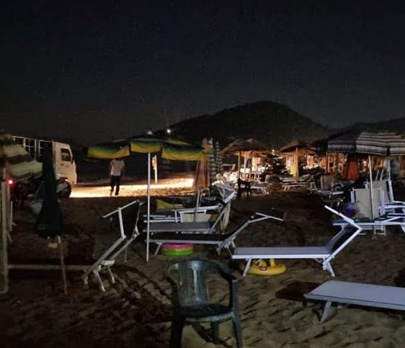 13082022 sequestri spiaggia ombrelloni notti