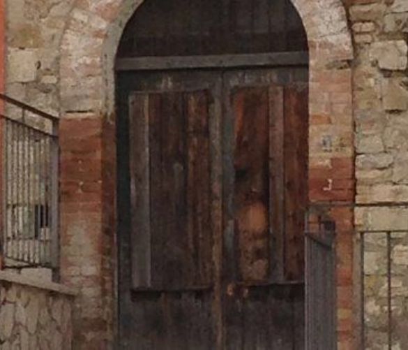 13092017 volto padre pio portone