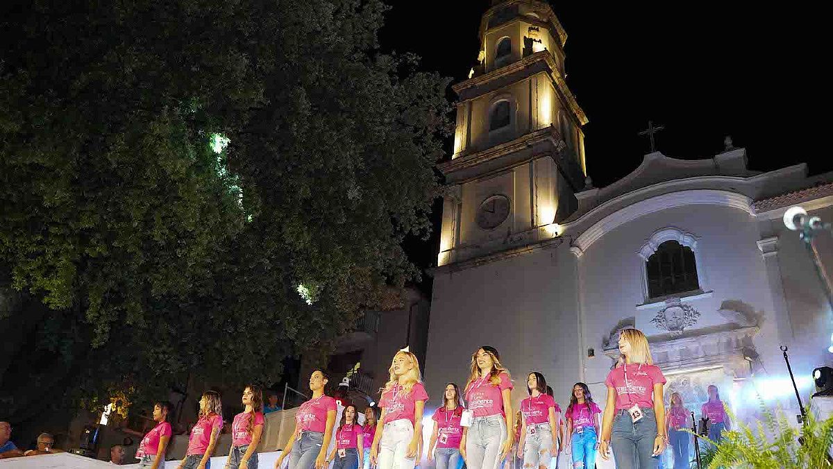 13092024 foto miss sud scalinata