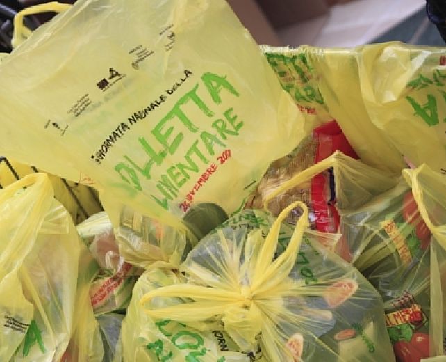 13122013 banco alimentare caritas