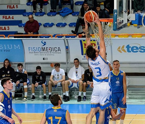 13122019 Pekovic va a canestro