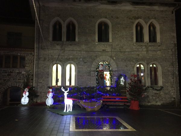 natale a caselle in pittari luminarie