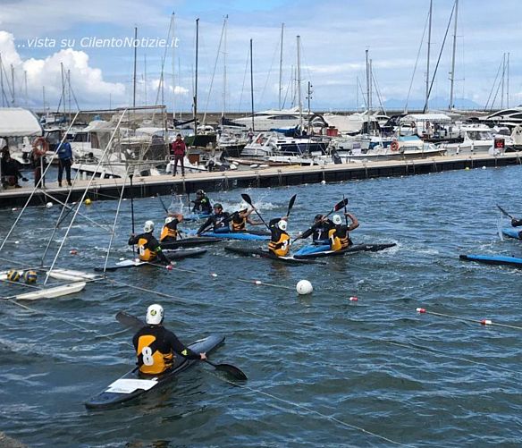 14042019 canoa polo agropoli