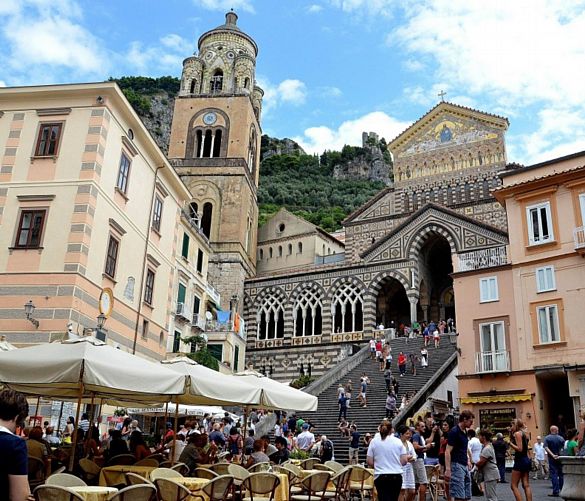 14042022 turismo amalfi in campania