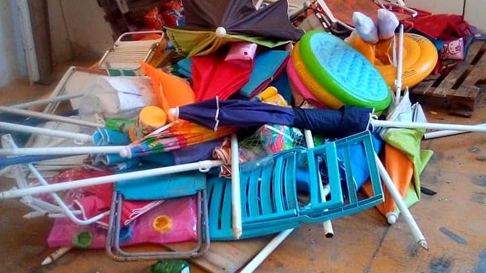 14072020 sequestro ombrelloni